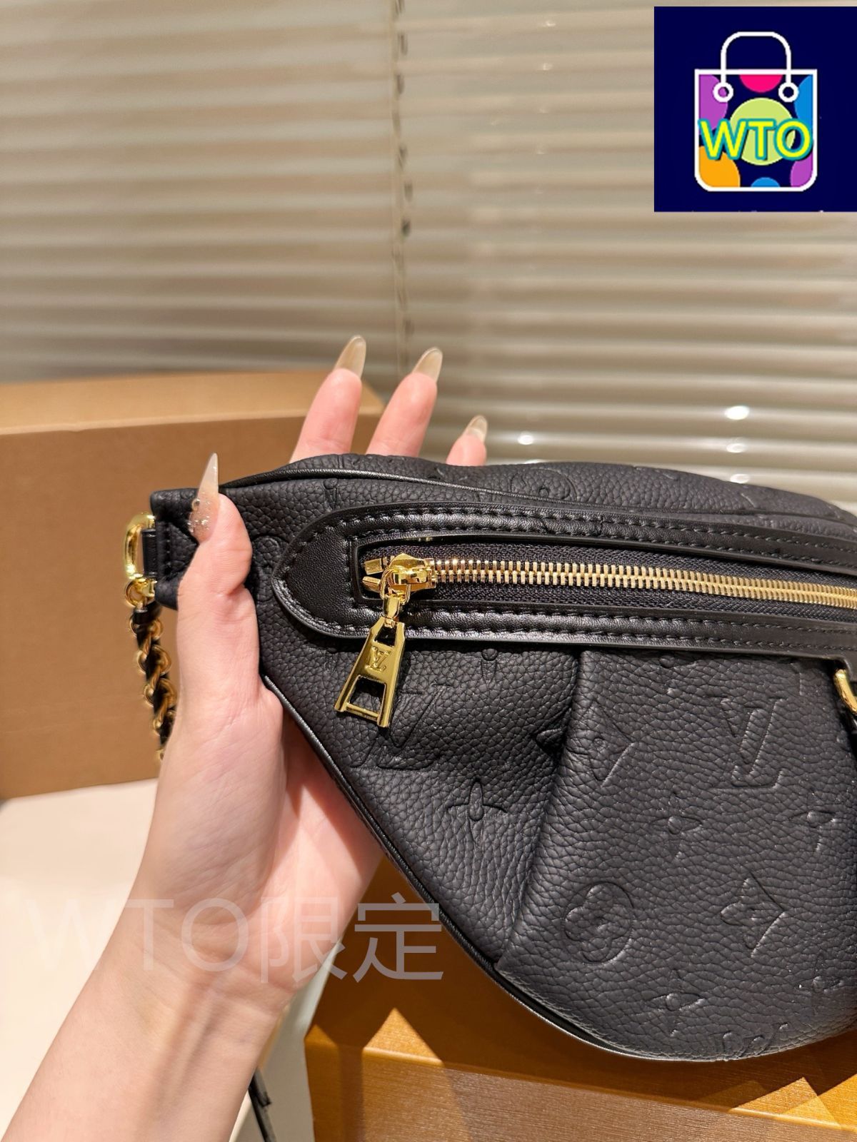 大幅再お値下げ‼️ルイヴィトン グローブ　　　　　　　　　975 ルイ・ヴィトン LOUIS VUITTON スピーディーパワーリザーブ