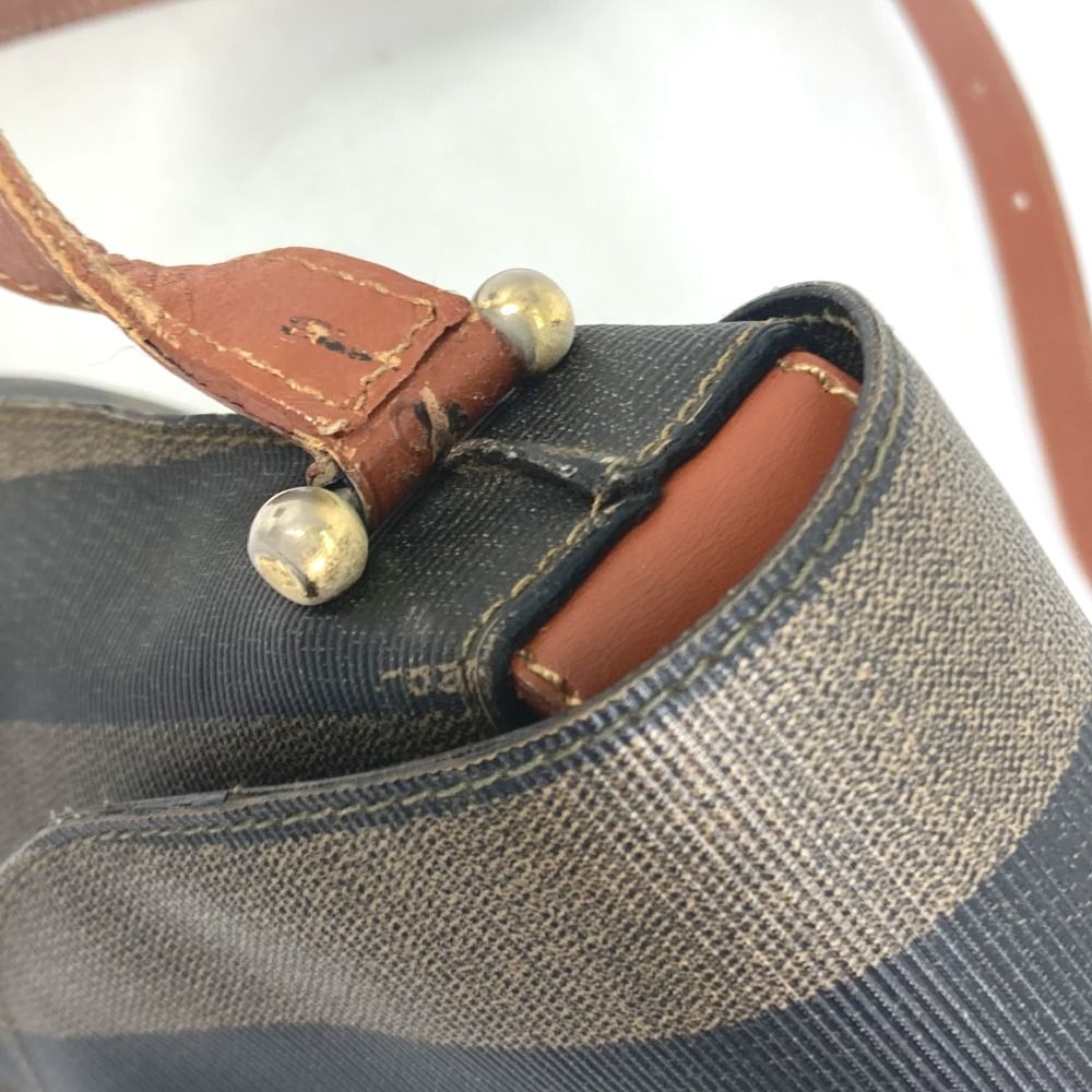 FENDI フェンディ ショルダーバッグ ペカン FFロゴ PVC/レザー