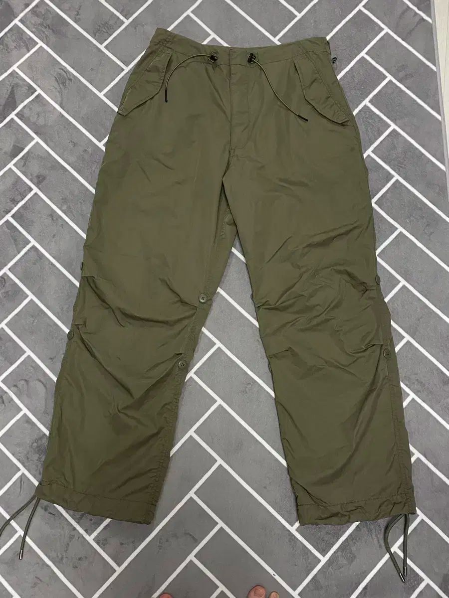 【雷市場（ポンジャン）商品韓国直送】 alphaindustry ripstop parachute pants