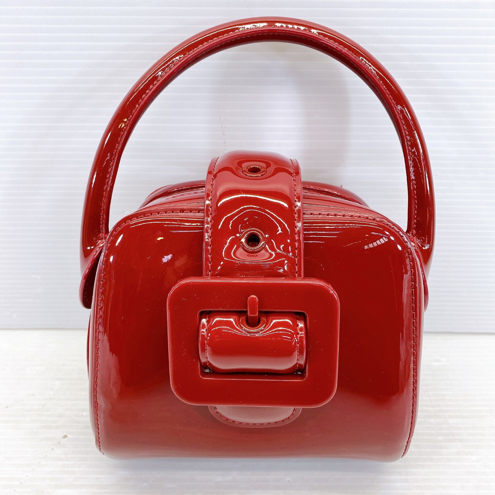 今シーズン大注目のマイクロミニバッグ -CHARLES & KEITH