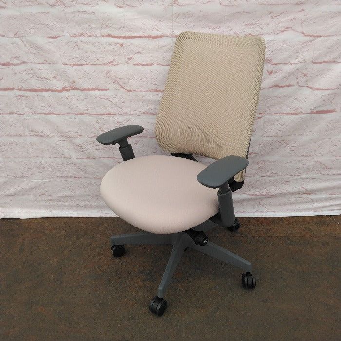 中古 S(美品)】*Potam(ポータム) CF81XE-F1K2 とろけ 