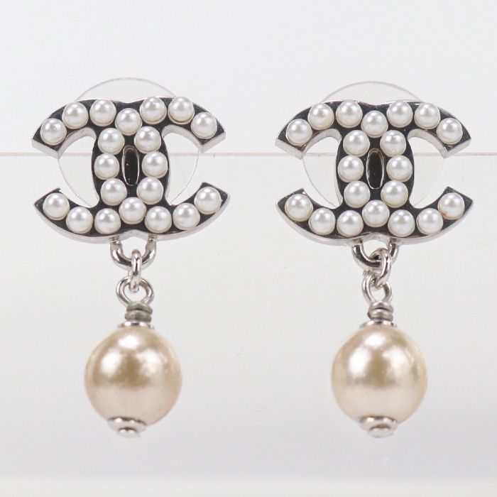 CHANEL(シャネル) Coco mark light stone pearl earrings ココマーク ライトストーン パール ピアス  シルバー 刻印 A17 V