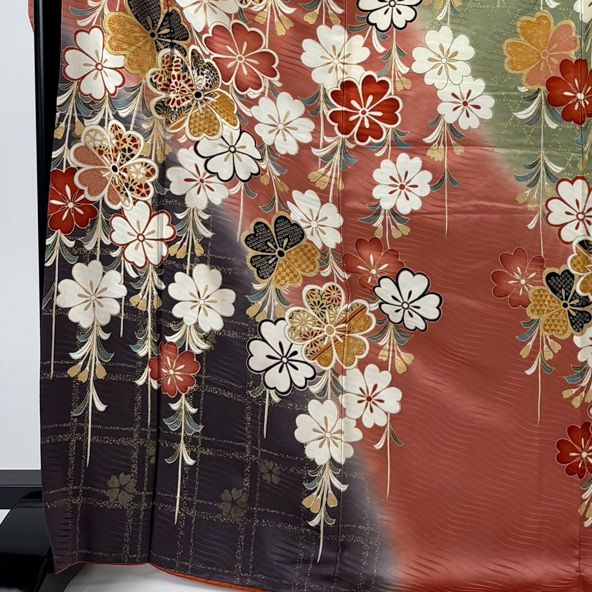 スーパーセール 半額タイムセール 身丈173cm 振袖 裄丈67cm 正絹 ピンク 金彩 金糸 枝垂れ桜 袷 M 着物・浴衣