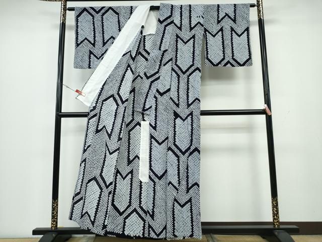 平和屋着物∴夏物　浴衣　有松鳴海絞り　吉祥文　黒地　綿　逸品　CAAW5120dy 平和屋着物∴夏物 浴衣 有松鳴海絞り 吉祥文 黒地 綿 逸品 CAAW5120dy