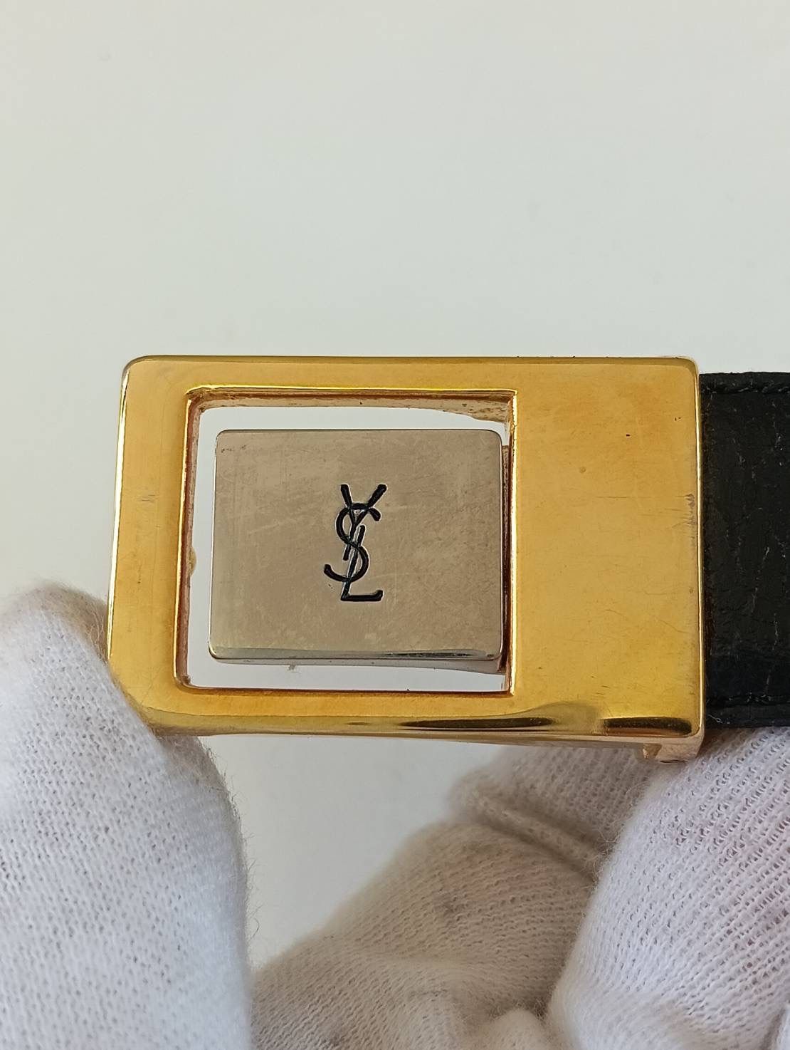 【美品】 イヴサンローラン レザー ゴールド金具 ベルト ダークブラウン YSL サンローラン レザー ベルト ゴールド金具 箱付き 男女兼用