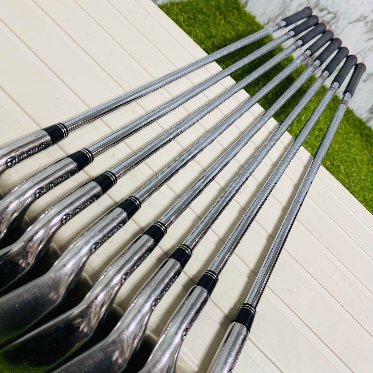 【良品】初心者推奨 テーラーメイド バーナー メンズアイアンセット 8本 R 良品】初心者推奨 テーラーメイド バーナー メンズアイアンセット 8本