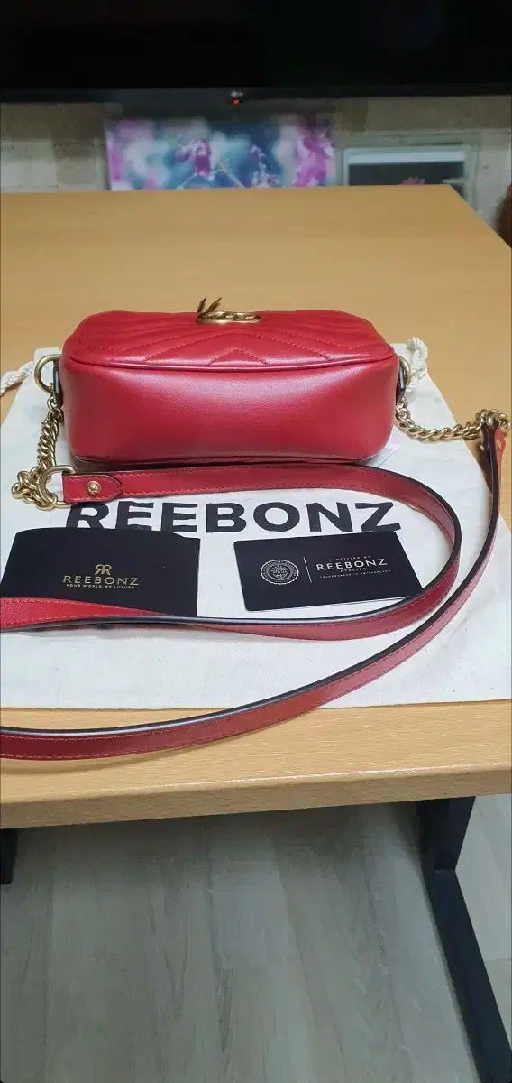 GUCCI グッチ