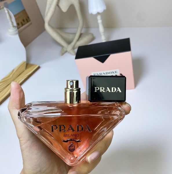 【即購入OK】 PRADA 香水 オードパルファム プラダ PRADA PARADOXE パラドックス オードパルファム 50ml