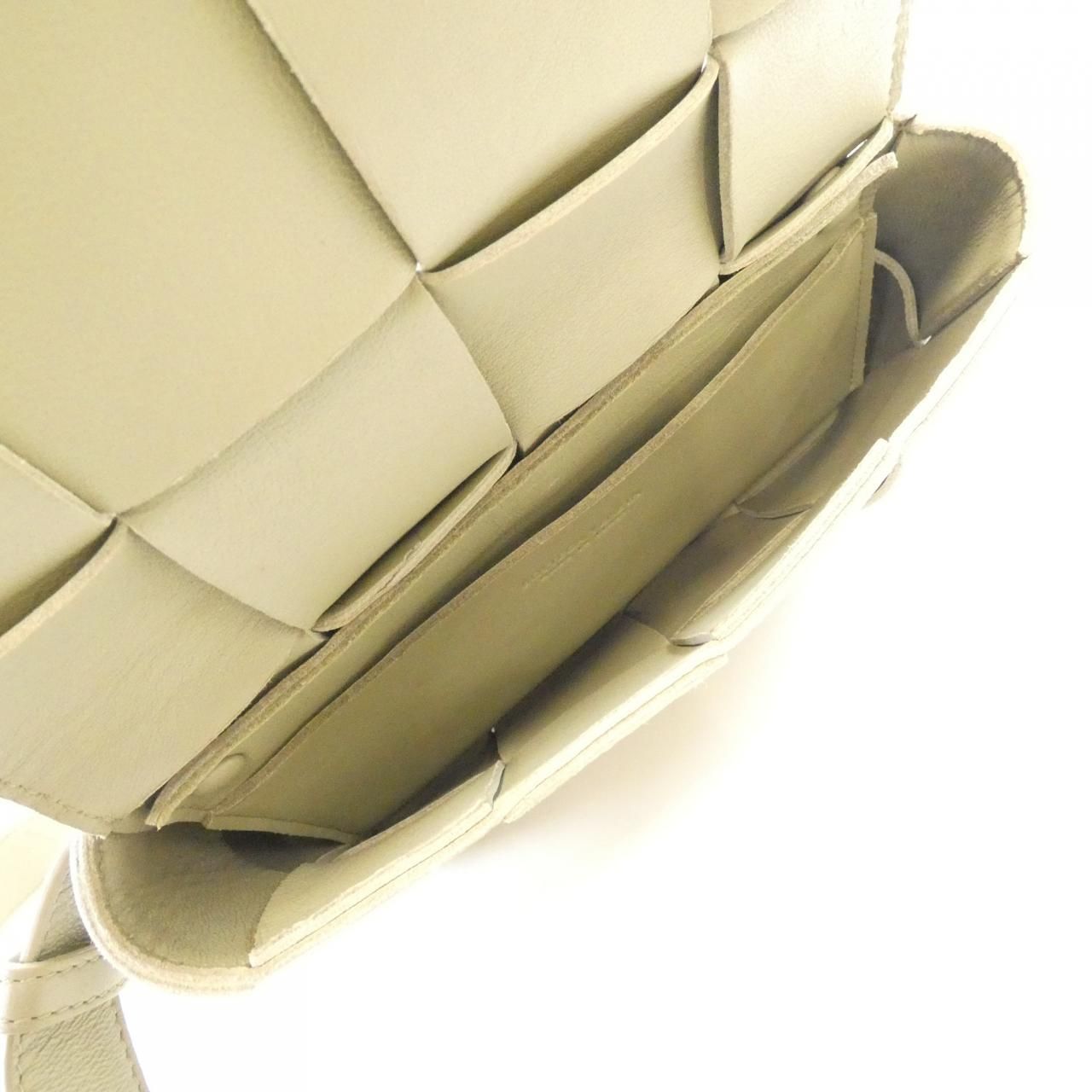 ボッテガヴェネタ 639367668572