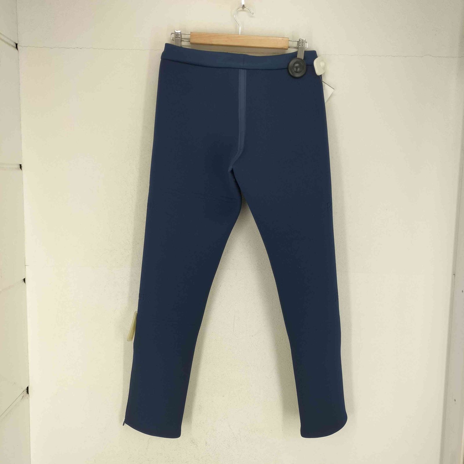Reebok(リーボック) COTTWEILER navy bonding pants メンズ  M【中古】【ブランド古着バズストア】 リーボック Reebok COTTWEILER navy bonding pants メンズ M - メルカリ