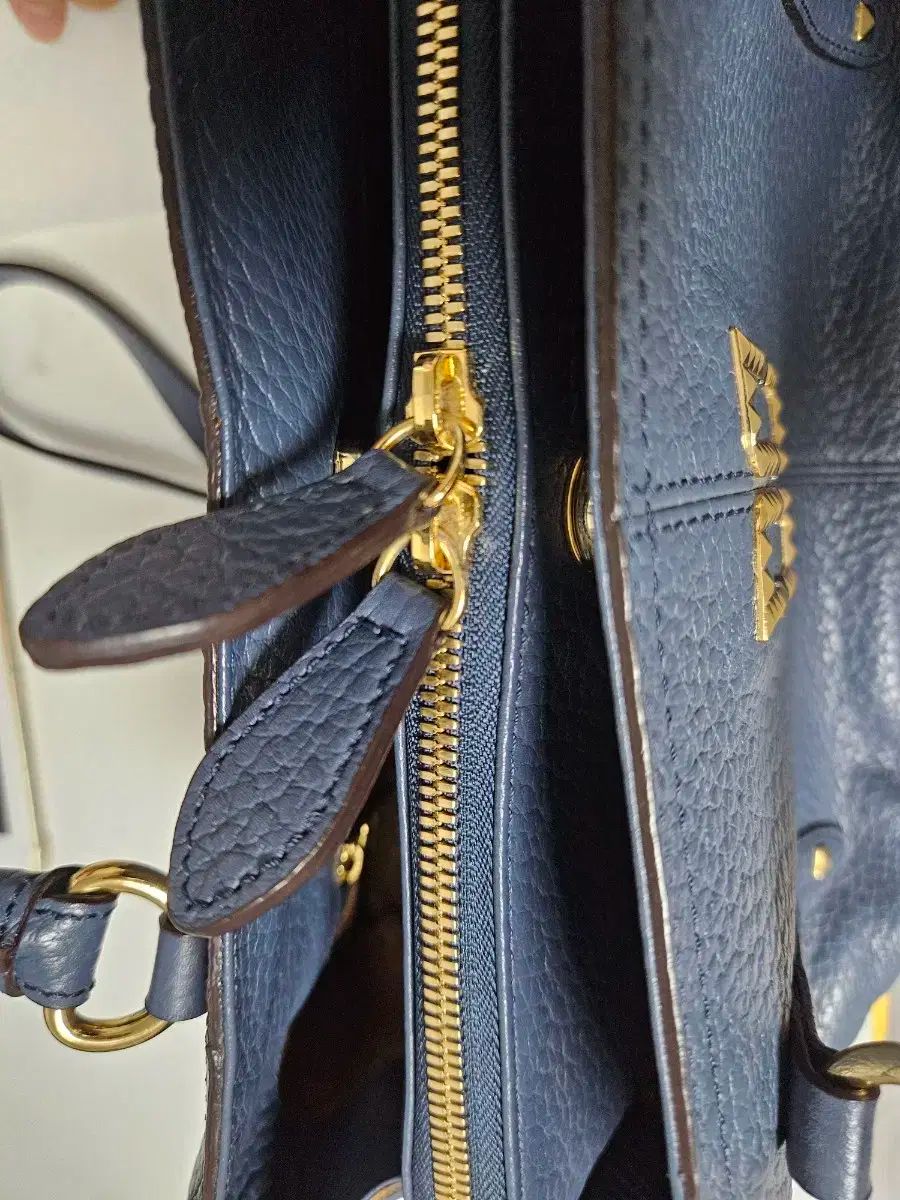 ワゴンセールも実施中。 DAKS ダックス 99 新規 取り外し クロスバッグ トートバッグ ハンドバッグ daks