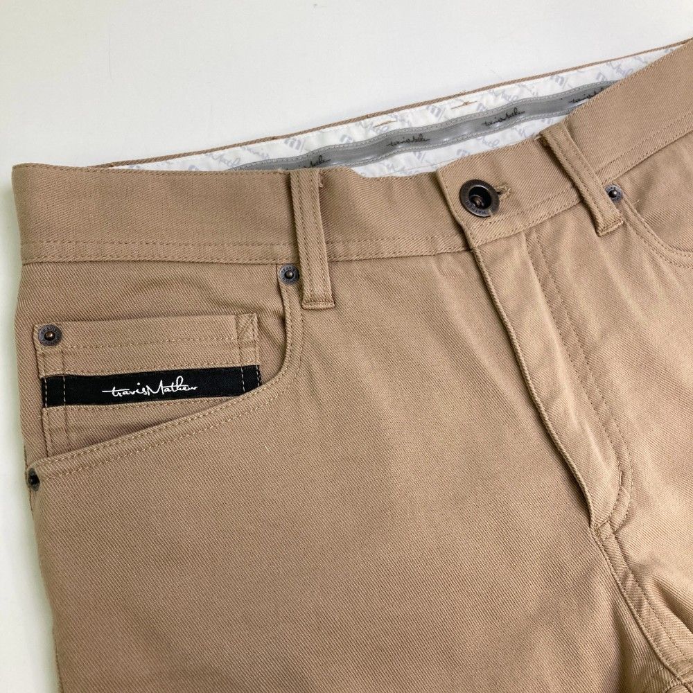 サイズ：S TRAVIS MATHEW トラビスマシュー  コットン混 ストレッチパンツ  ブラウン系 [240101422485] ゴルフウェア メンズ ストスト TRAVIS MATHEW トラビスマシュー コットン混 ストレッチパンツ