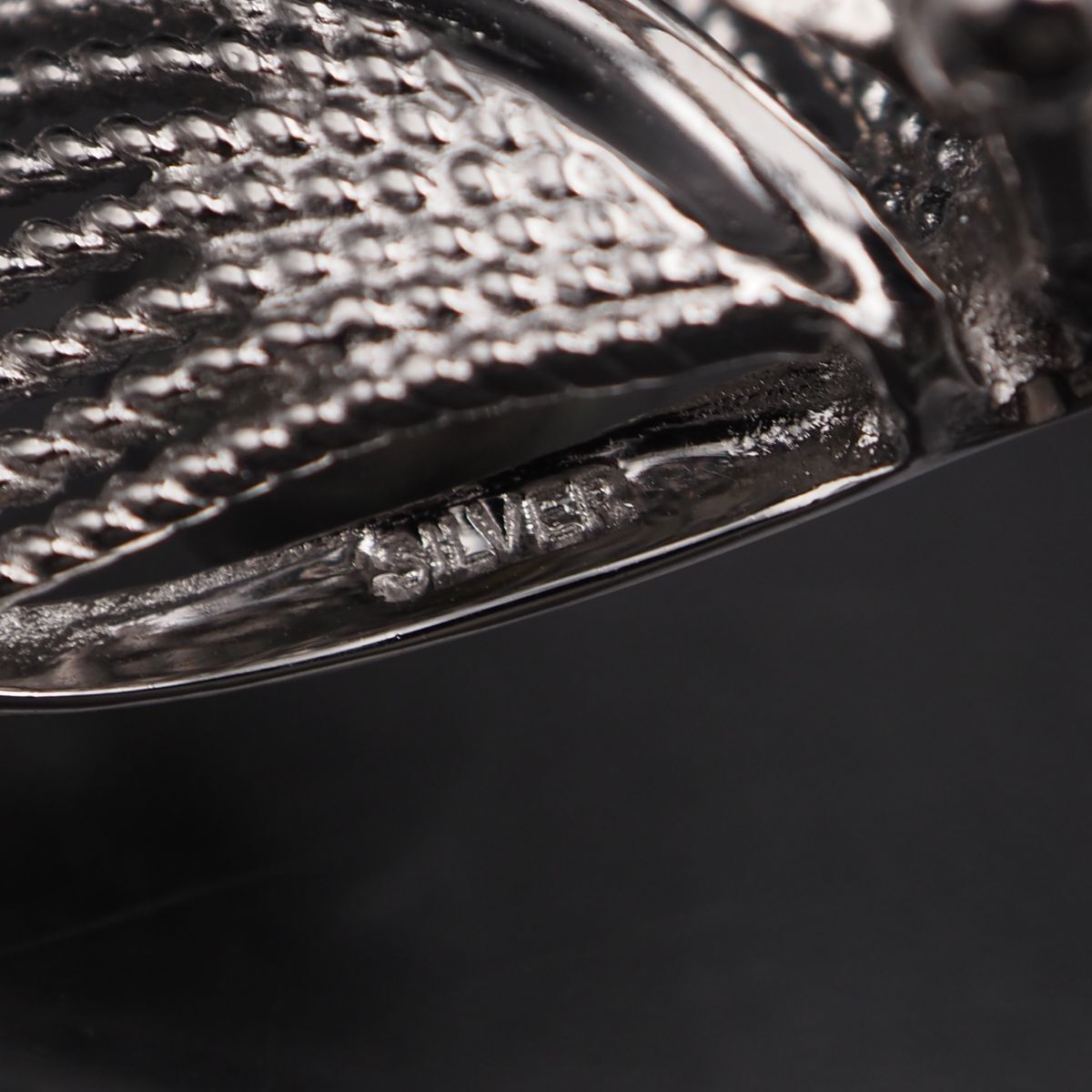 D805 本真珠 7.4mm珠 パール SILVER刻印 ブローチ グレー系カラー リーフ デザイン シルバー コサージュ 6月誕生石 - メルカリ