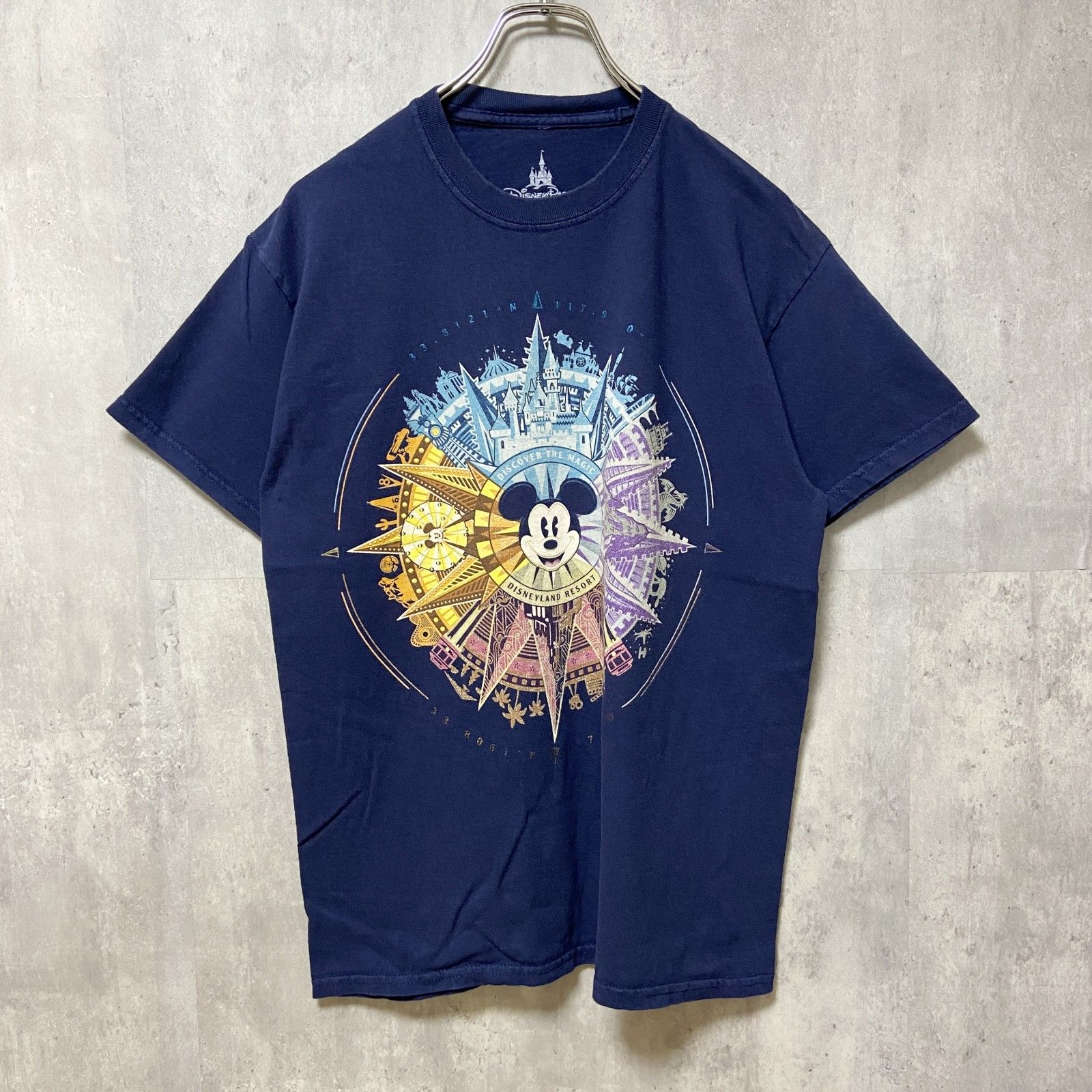 古着 used　Disney　ディズニー　半袖プリントTシャツ　ネイビー　ミッキーマウス　ディズニーリゾート　メンズ　レディース