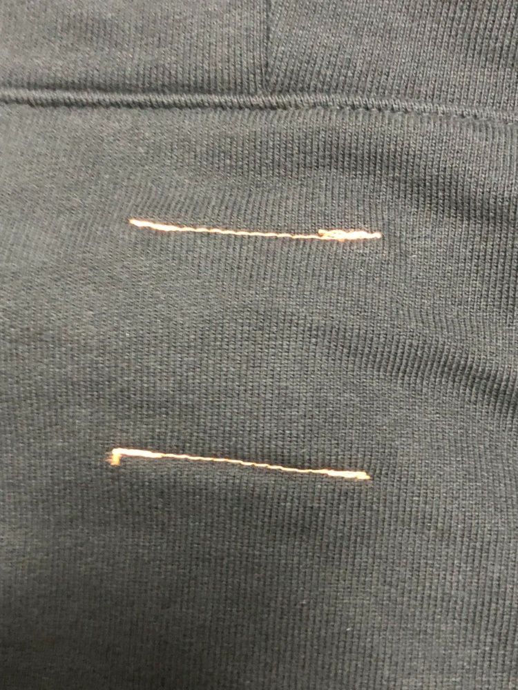 湊あくあ パーカー