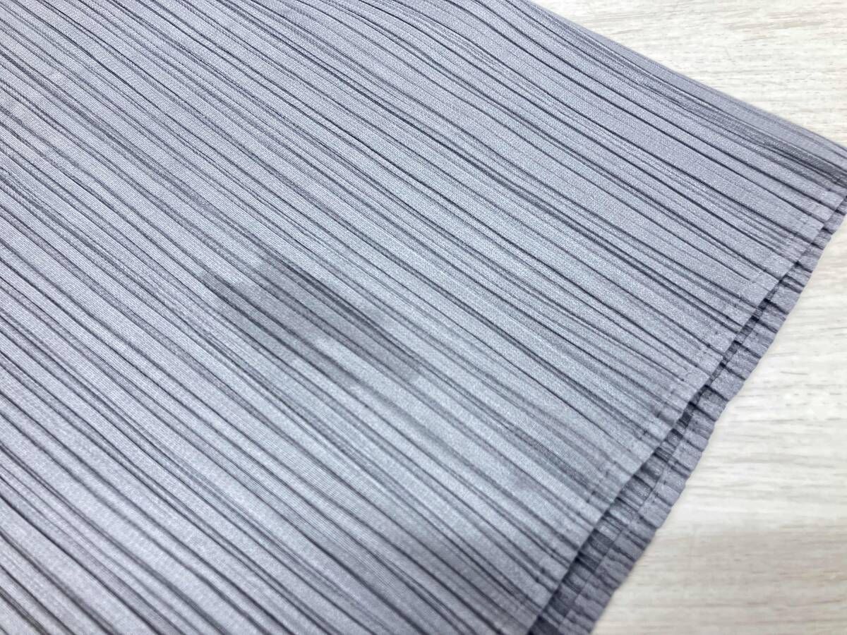 グレー PLEATS PLEASE イッセイ ミヤケ カットソー サイズ3