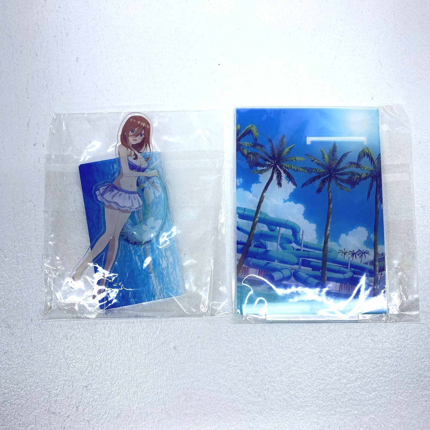 【★加古川物流】【中古品】映画 五等分の花嫁 中野三玖  天然ダイヤシルバーネックレス     アクリルネックレススタンド付き 【721】 ☆加古川物流】【中古品】映画 五等分の花嫁 中野三玖 天然