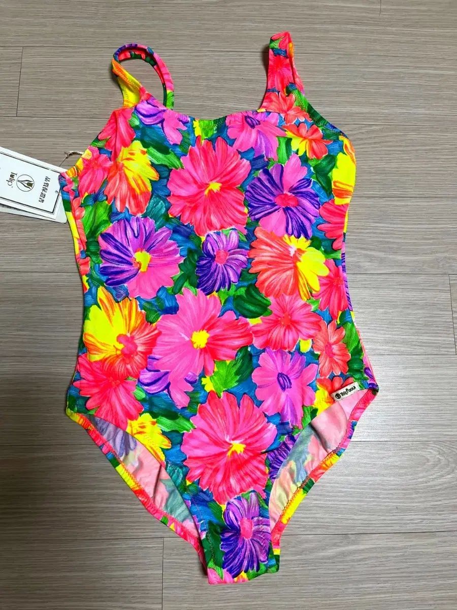 チューリップ レディース ワンピース 水着