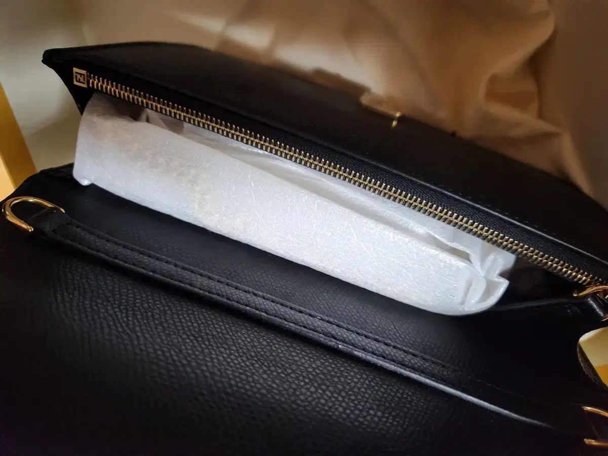 ウォレットバッグ ミニバッグ