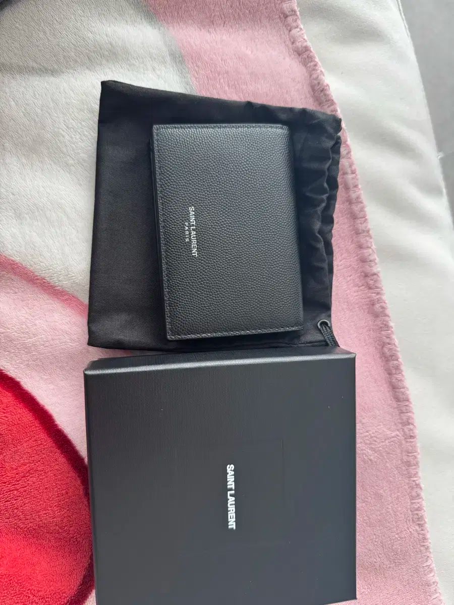SAINT LAURENT　サンローラン　名刺入れ Yves Saint Laurent サンローラン カードケース/名刺入れ YSL
