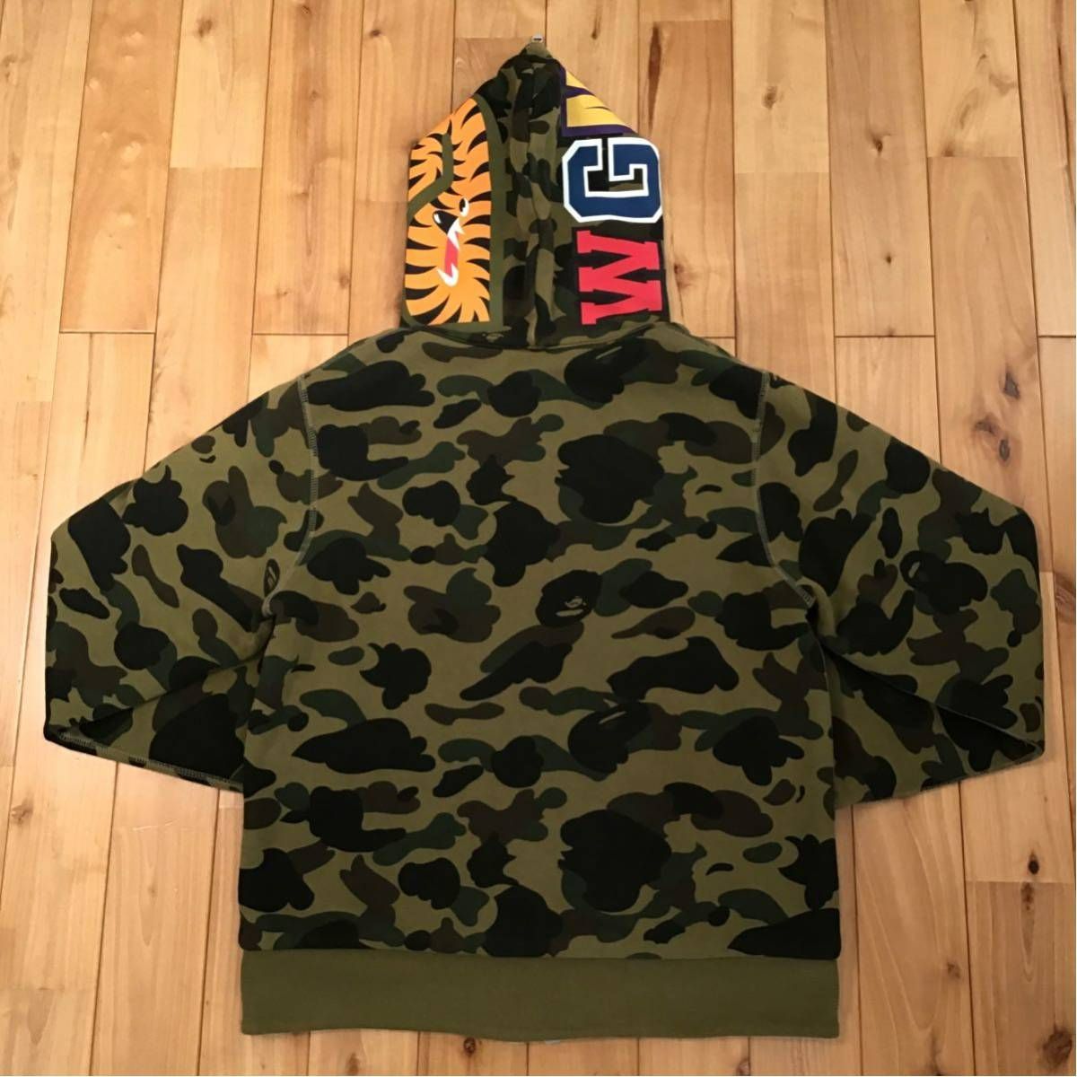 A BATHING APE シャークパーカー リバーシブルパーカーMサイズ A BATHING APE シャークパーカー リバーシブルパーカーMサイズ