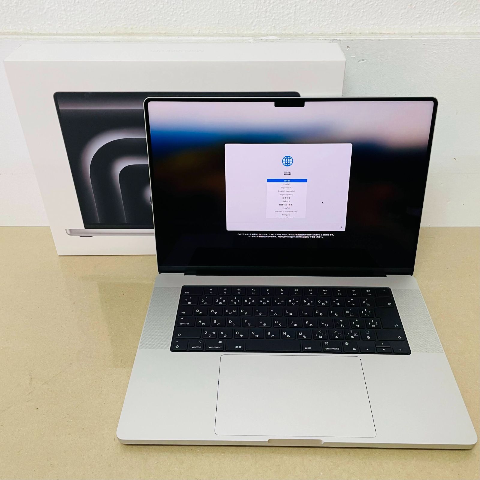 美品 MacBook Pro 16.2