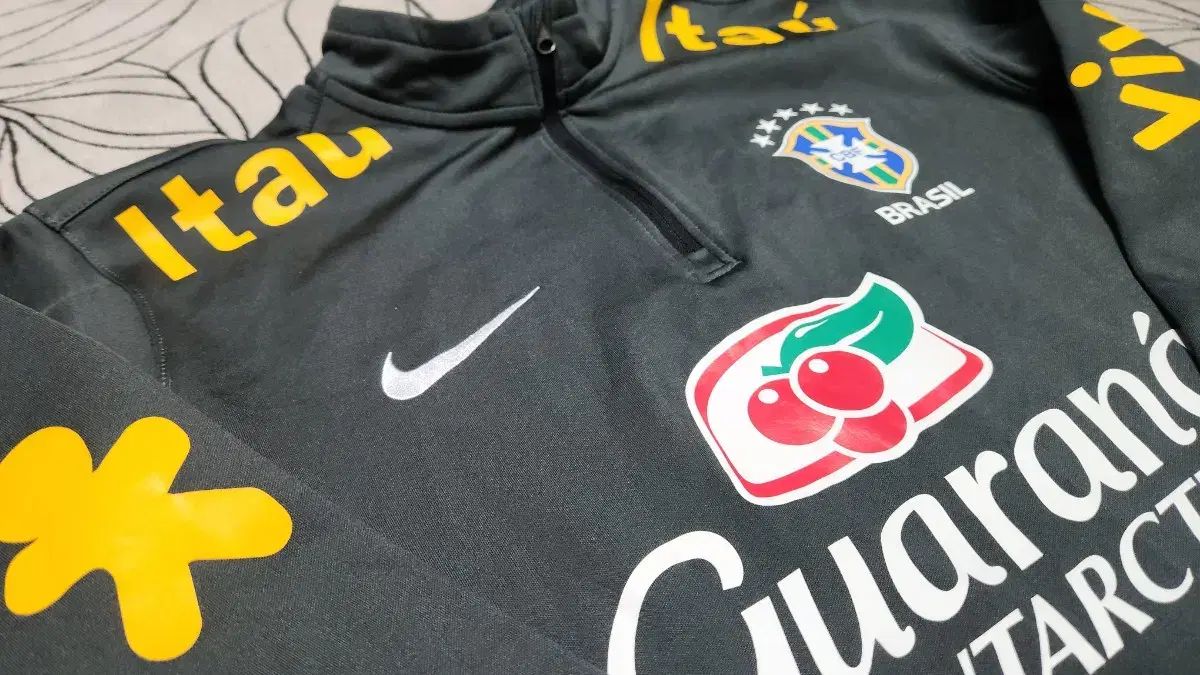 サッカー トレーナー