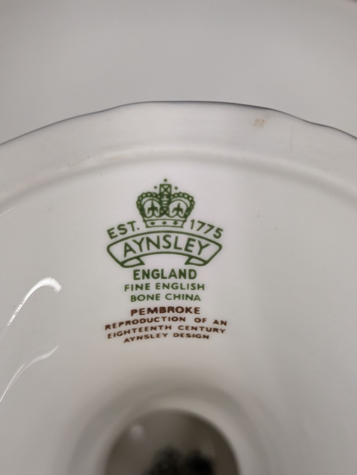 エインズレイ Aynsley bone china ケーキスタンド クリスマス