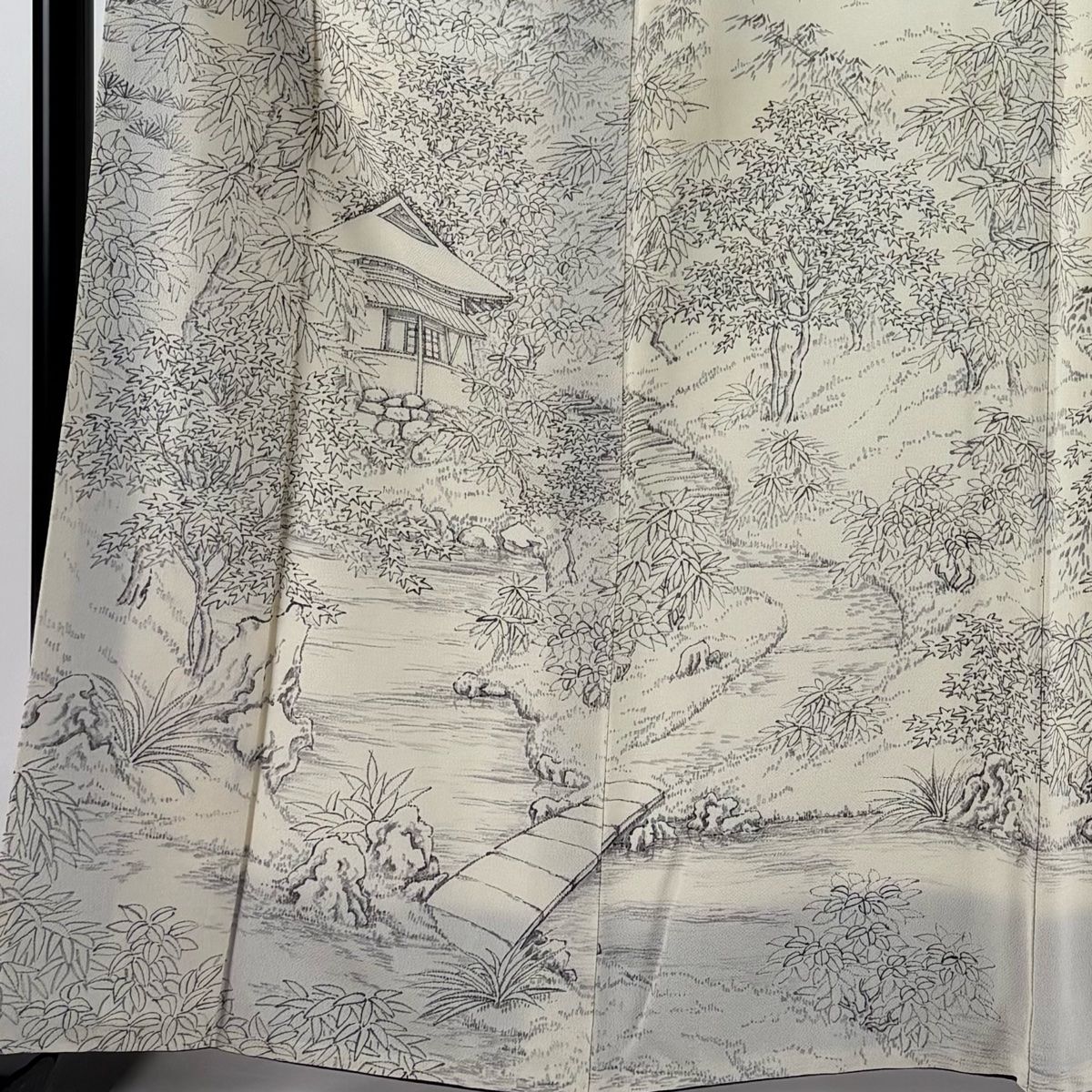 訪問着 身丈164.5cm 裄丈63.5cm S 袷 建物 風景 縮緬 クリーム 正絹 秀品