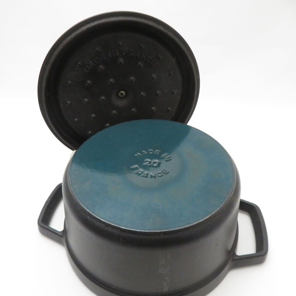 STAUB ストウブ ピコ ココットラウンド 両手鍋 鋳鉄 20cm 2.2L  
