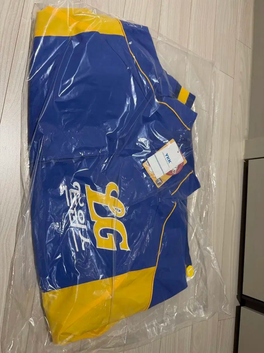 L BDNS x LGツインズ DUGOUT ジャケット バージョン 2 ブルー