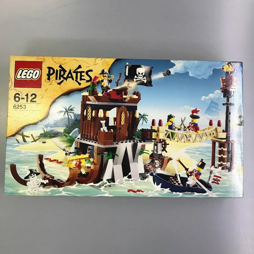 正規品 新品未開封 LEGO レゴ パイレーツ 6253 ゆうれい船の島 廃盤品 