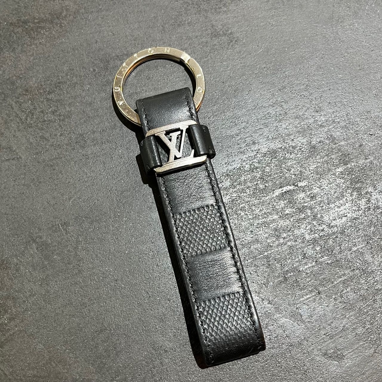 国内正規 LOUIS VUITTON M62710 ダミエアンフィニ キーホルダー LV