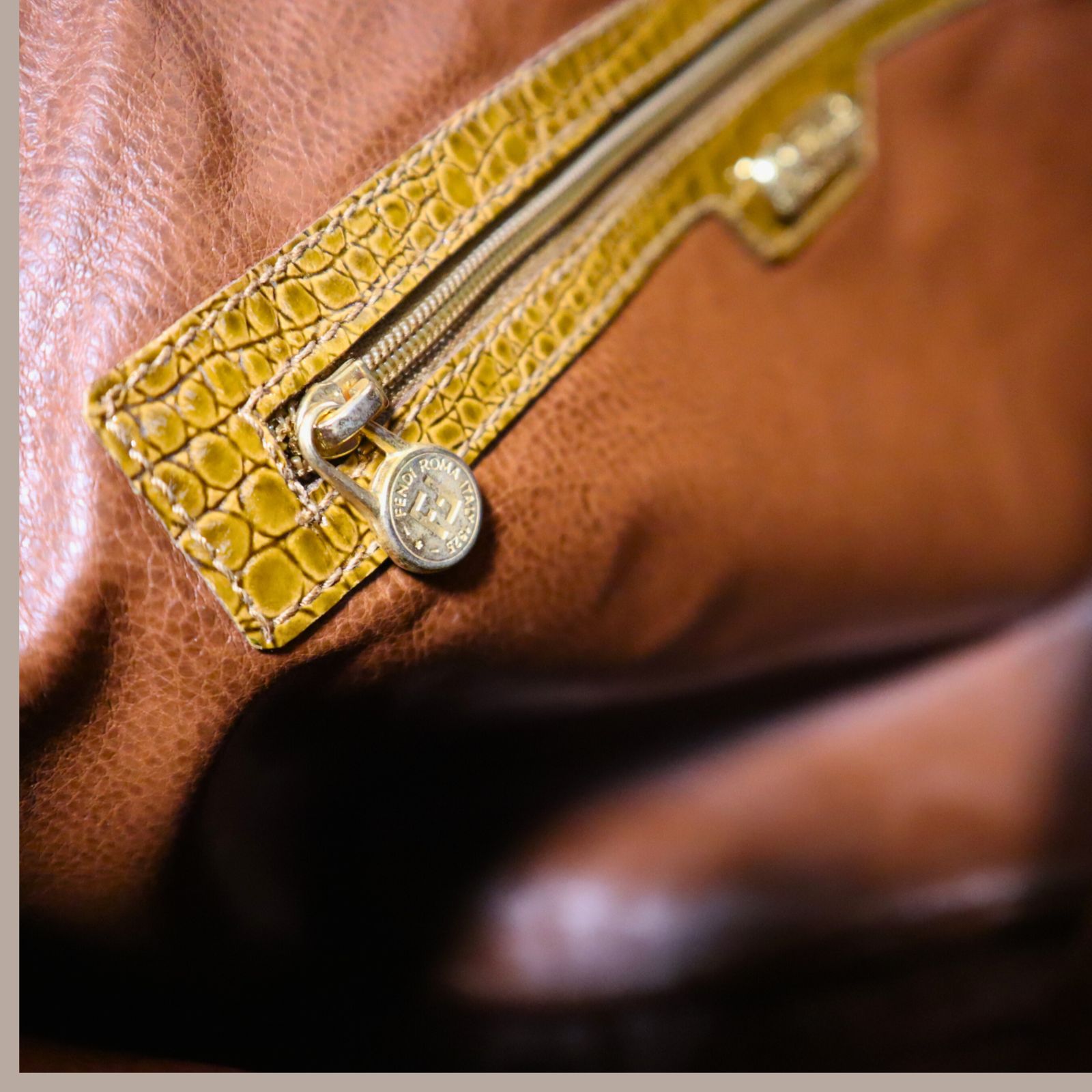 FENDI S.A.S ショルダーバッグ ヴィンテージ ギリシャモチーフ - メルカリ