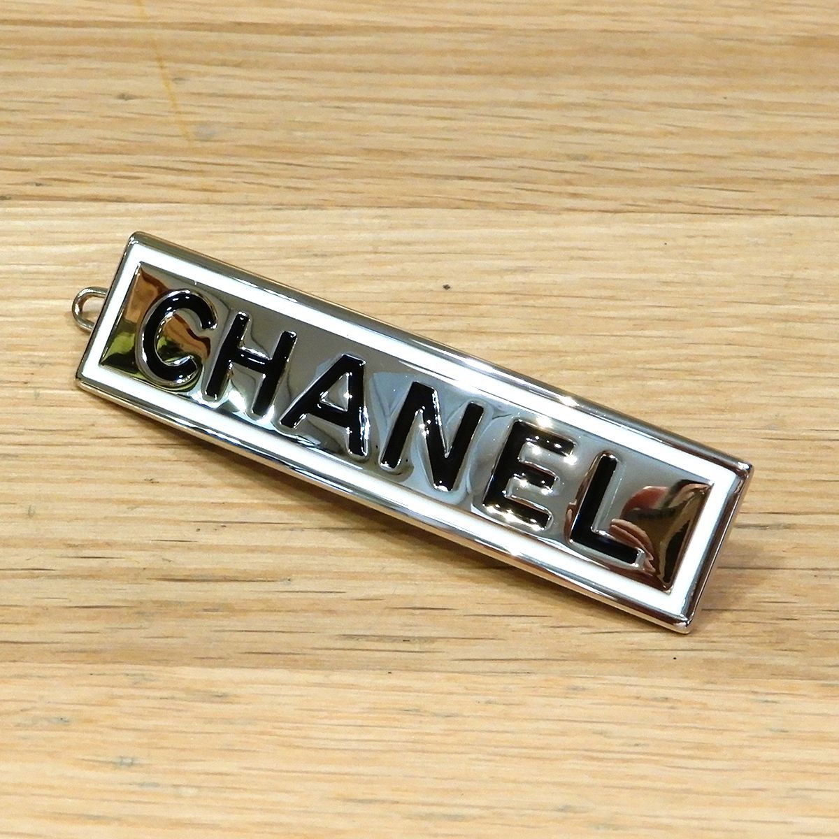 新品同様】 シャネル バレッタ ロゴ 髪飾り シャンパンゴールド AB6728  