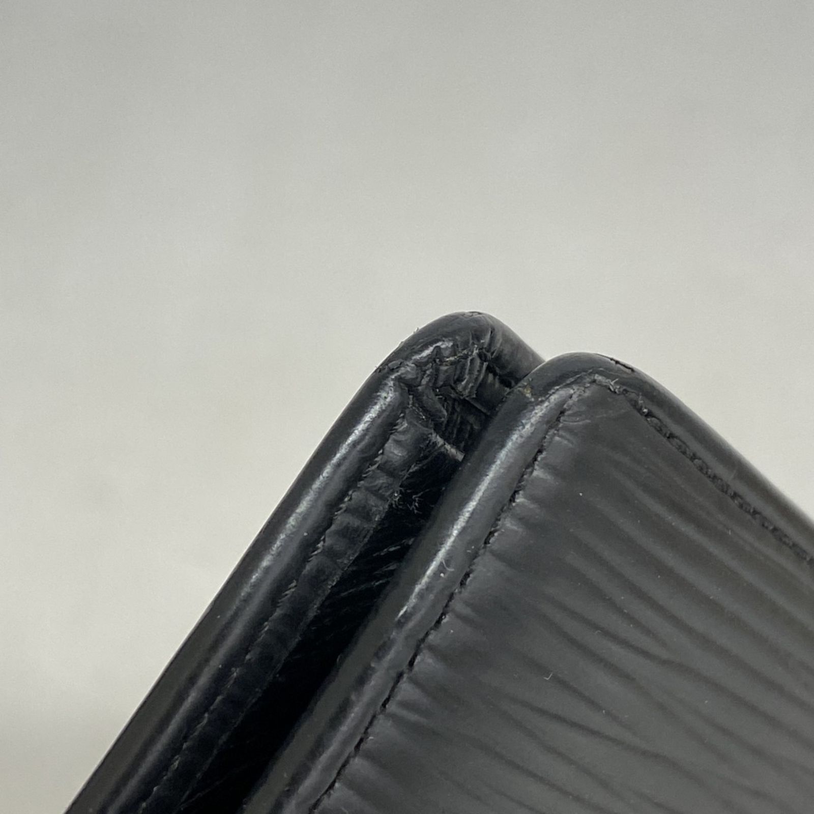 【新型】ルイヴィトン ポルトフォイユブラザ エピ 長財布 ブラック LOUIS VUITTON ルイ・ヴィトン ポルトフォイユ·ブラザ 財布