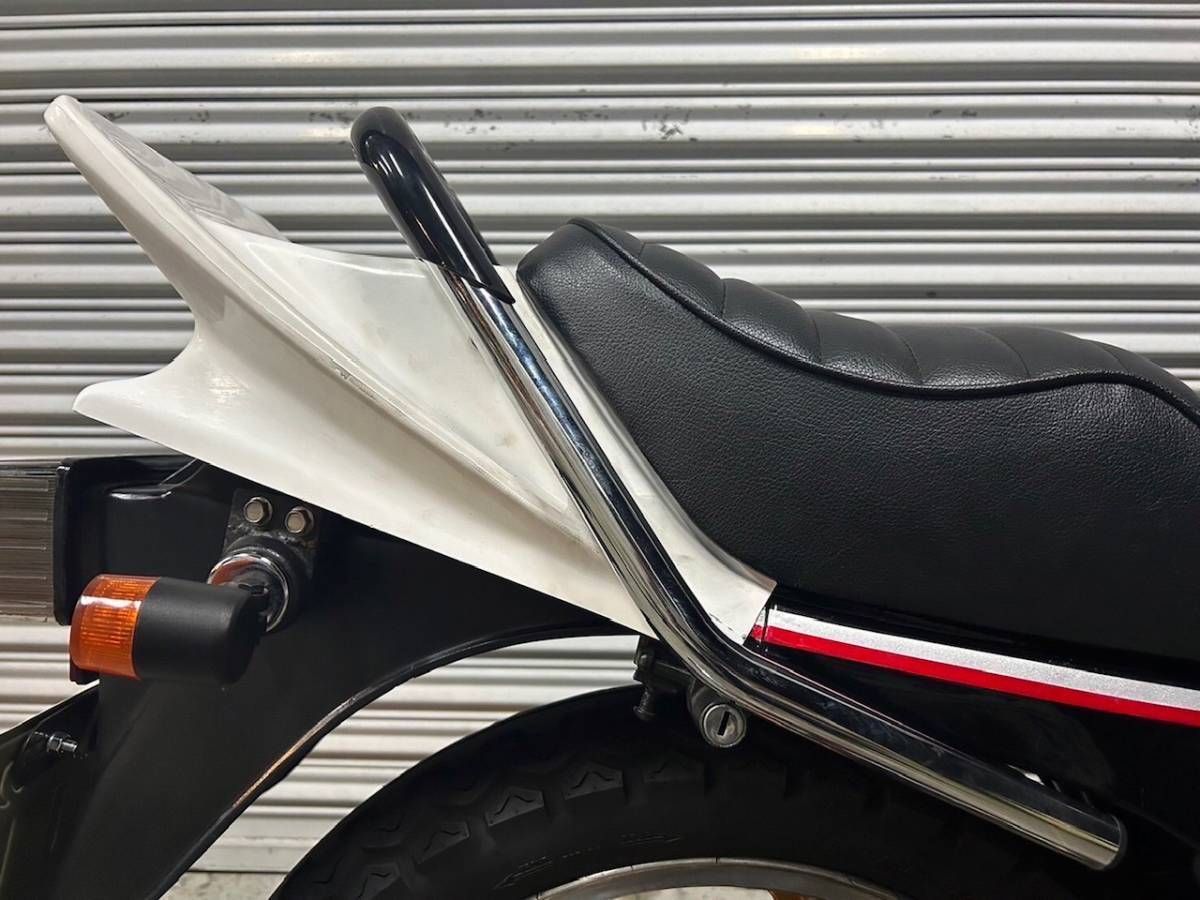 gpz400f サイドグリップ　タンデムバー GPZ400F サイドグリップ タンデムバー GPz400F グラブバー、タンデム