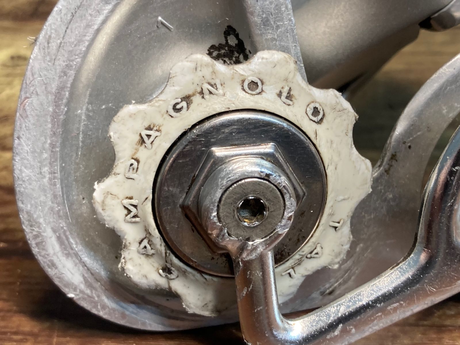 GN080 カンパニョーロ Campagnolo クローチェダウネ Croce D`aune リア 
