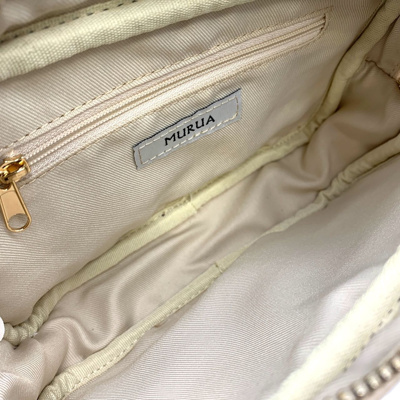 MURUAヘビ柄バッグ ♪3116 MURUA ムルーア ショルダーバッグ ヘビ柄 ホワイト 中古