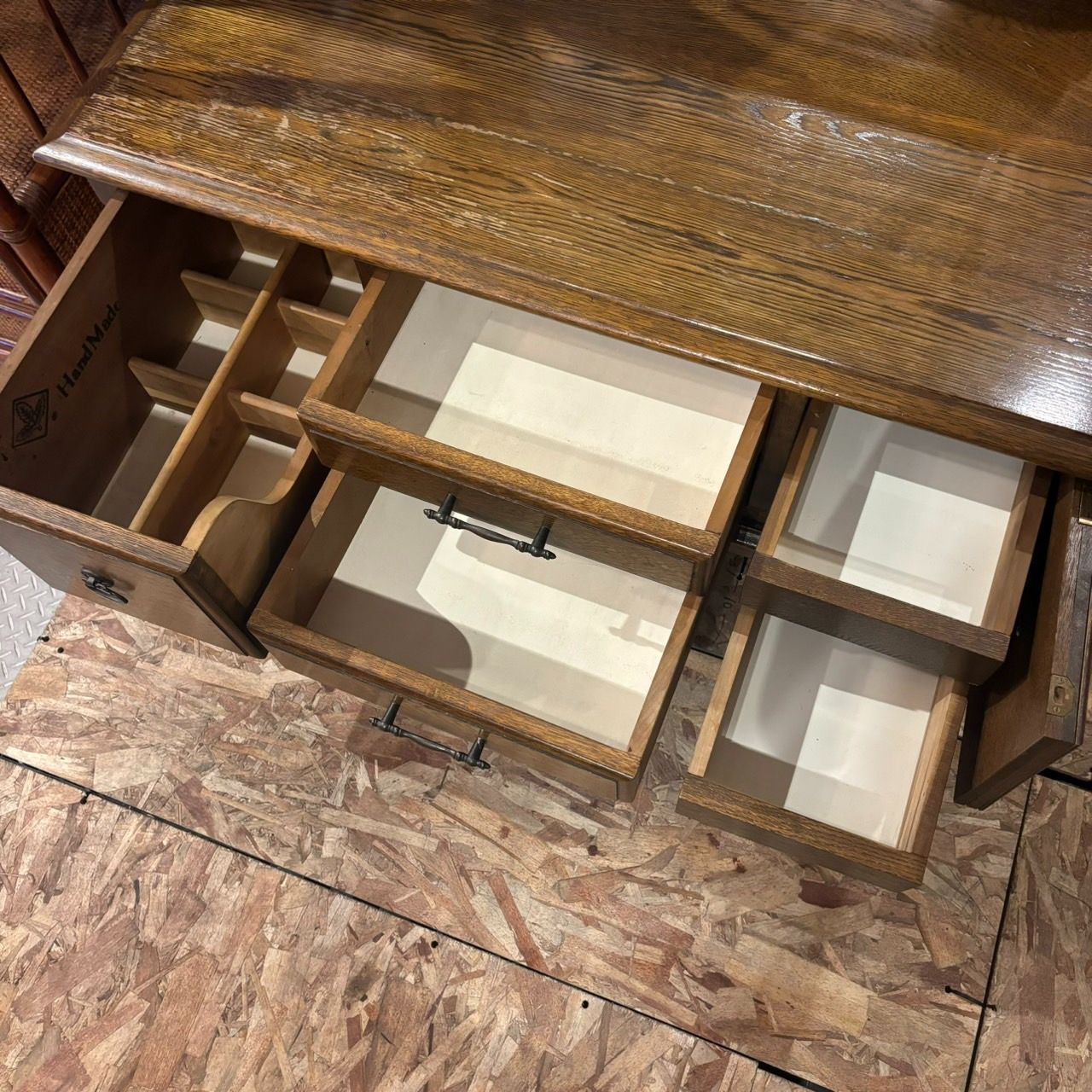 横浜クラシック家具 knock on wood ノックオンウッド HAND MADE