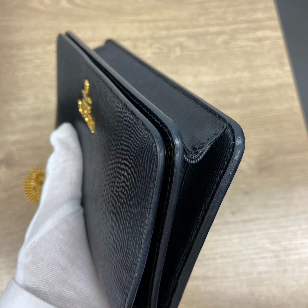 最安値挑戦中★PRADA★サフィアーノレザー 長財布★BLACK PRADA プラダ サフィアーノ チェーンウォレット 長財布 レザー