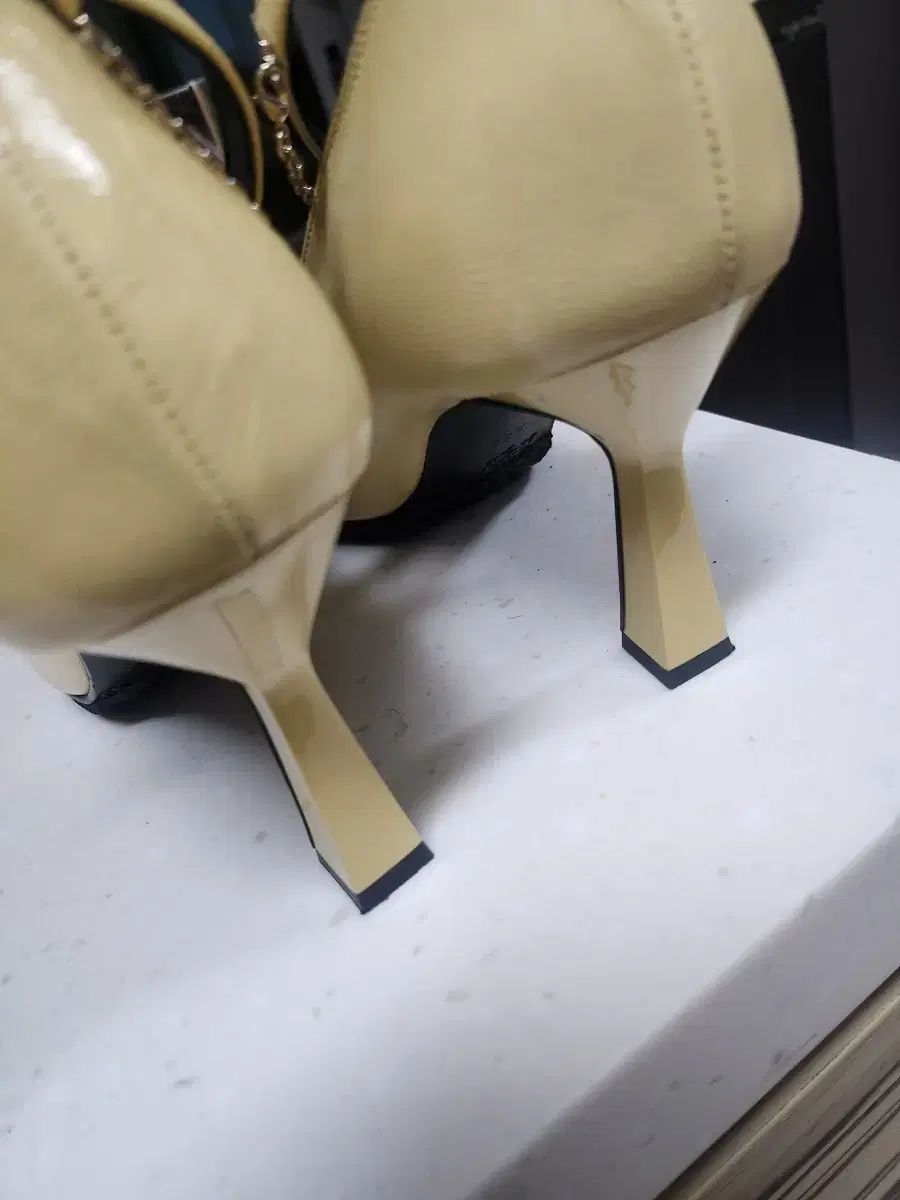  ELCANTO エルカント 靴 235 サイズ Vibram ビブラム スニーカー 靴