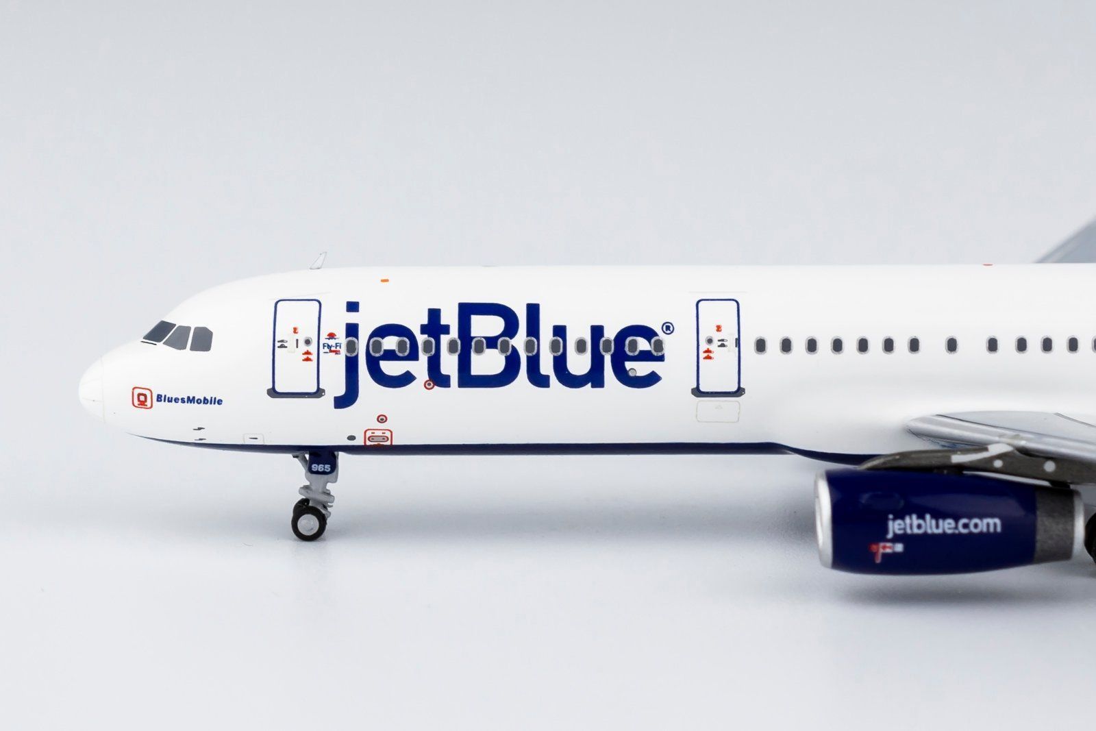 A321-200 N965JT