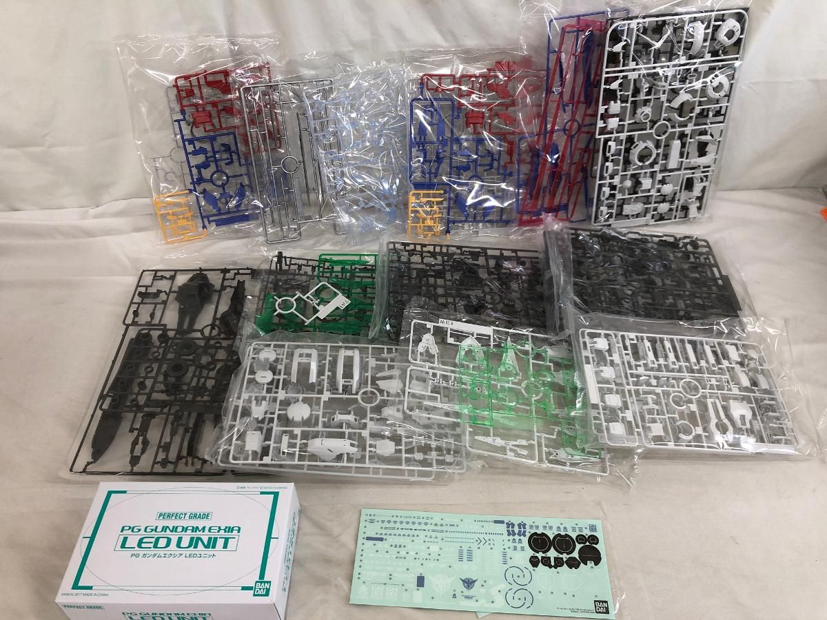 ♪【未開封】PG 1/60 ガンダムエクシア (LIGHTING MODEL) □＊同梱不可
