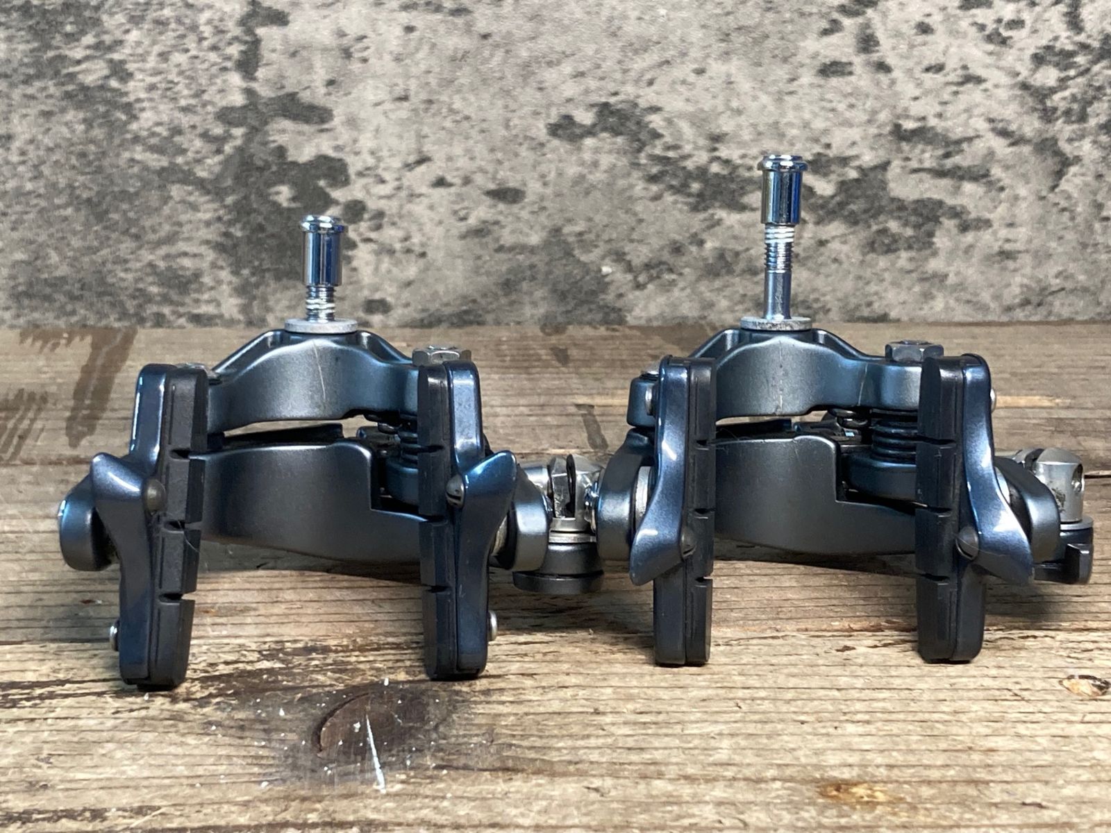 キャリパーブレーキ