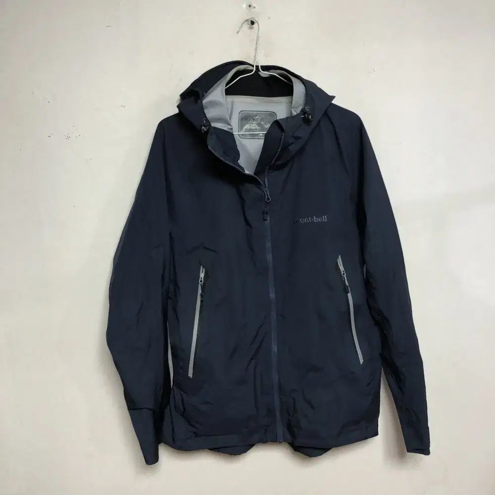 美品　mont-bell  モンベル　スノーウェア　80センチ　ミトン付き montbell/モンベル/スノーウェア上下セット（メンズ）PB/NVの