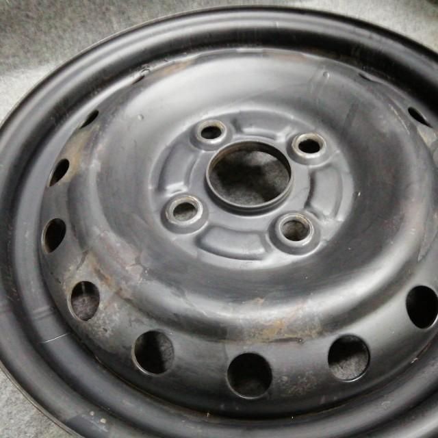スチールホイール 黒鉄チン