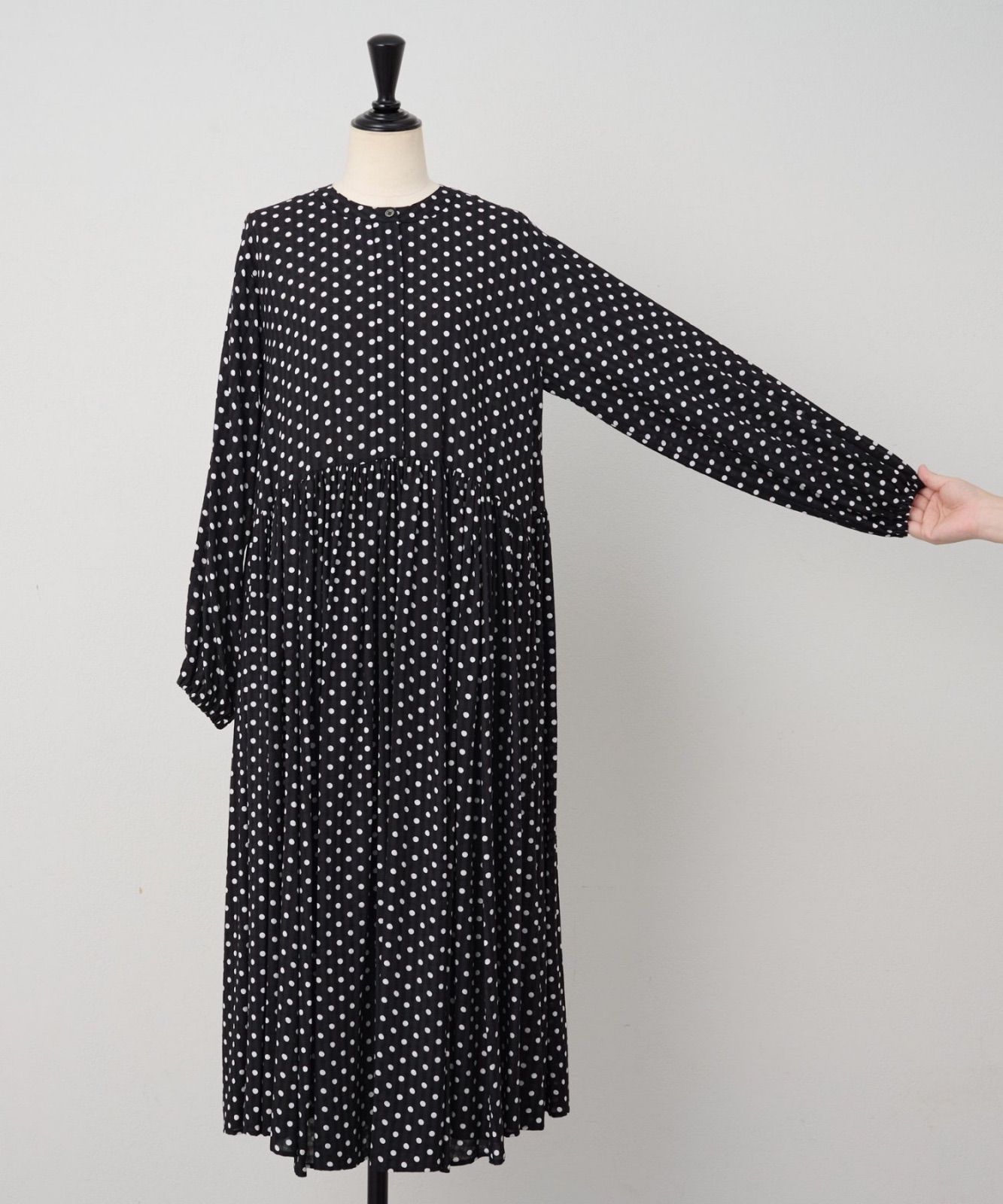 BEARDSLEY ドットギャザーワンピース