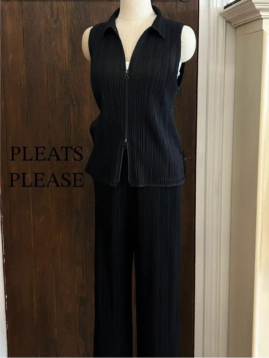 PLEATS PLEASE プリーツプリーズ 黒 スリーピース 別途