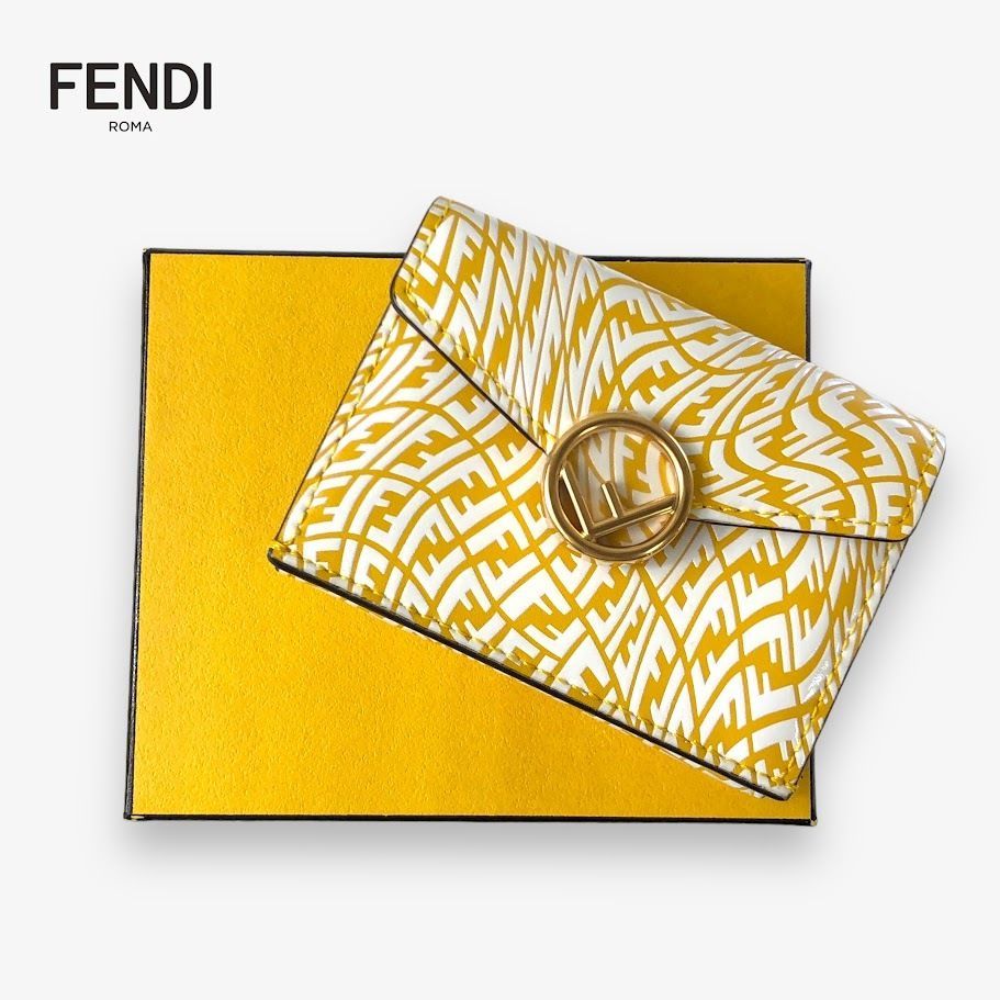 未使用 FENDI フェンディ 三つ折り財布 レザー レディース 8M0395-AGKT-218-3260【鑑定済み】